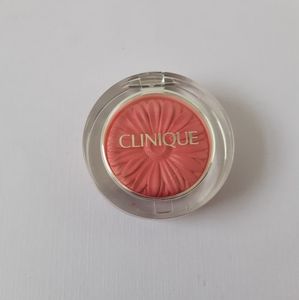 Clinique Cheek Pop blush in Berry Pop